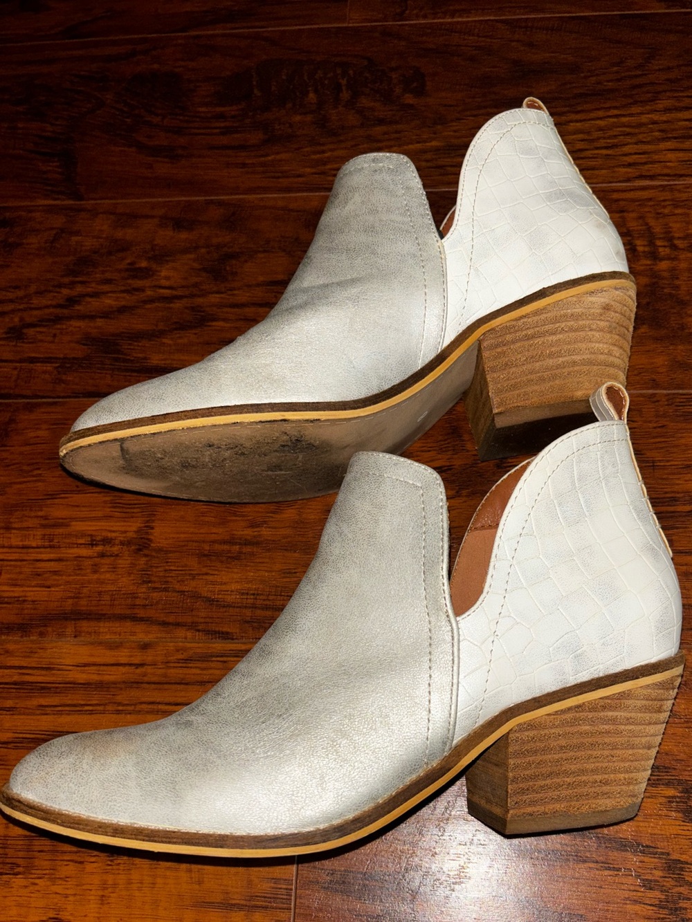 Boutique by Corky’s Booties White Metallic Crocodile Ankle Heeled Stassi Boots